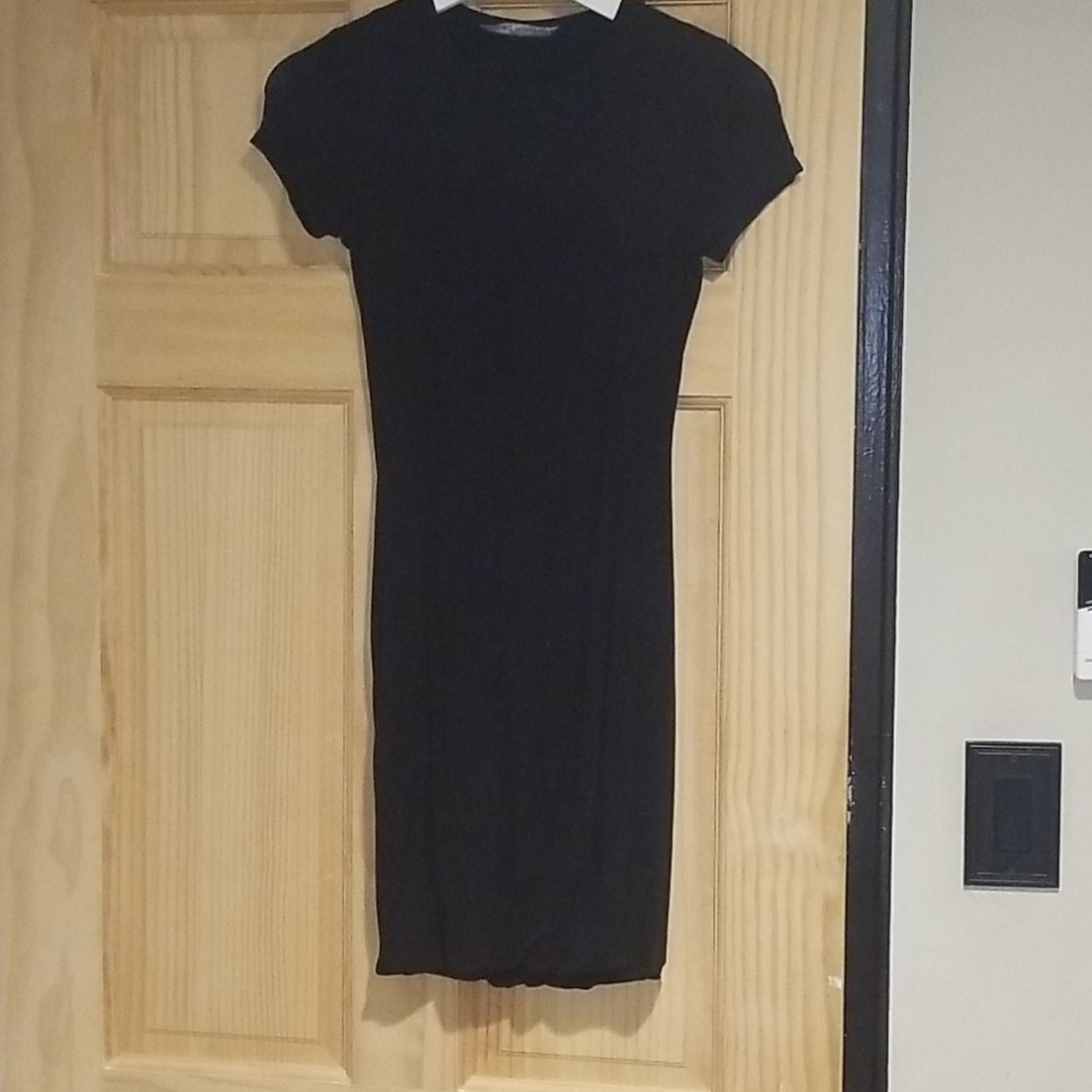 Little black dress - Picture 2 of 2